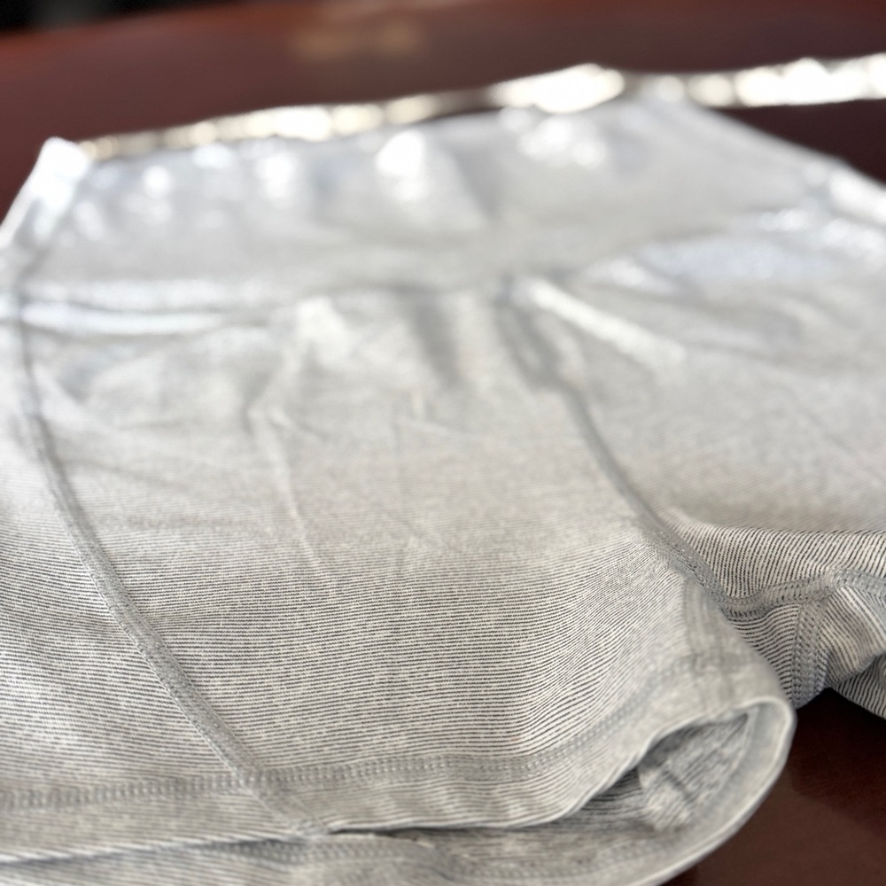 Born Primitive High Waist Swift Run Booty Light Gray Athletic Shorts Size L - Picture 2 of 11
